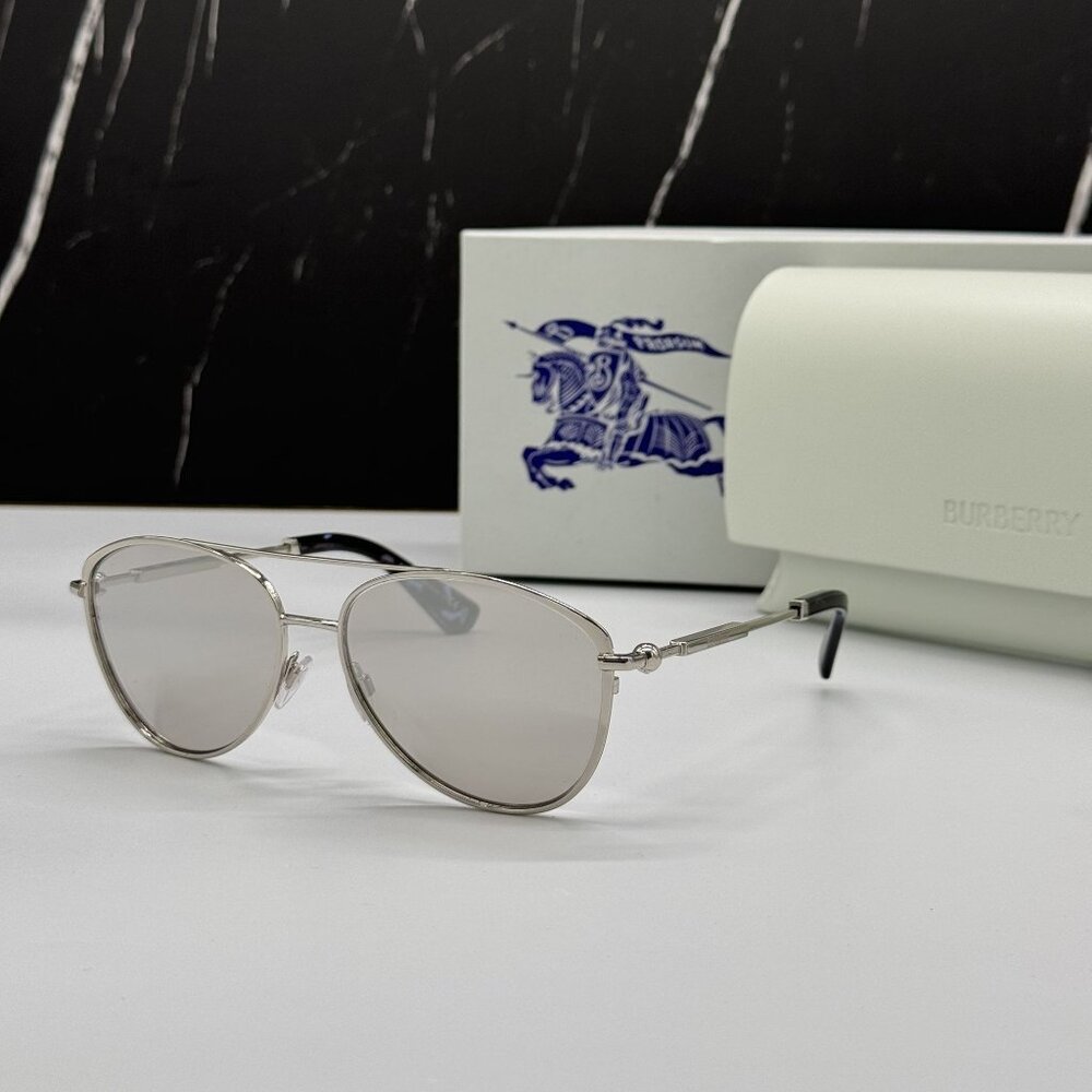 NEW BURBERRY BE3157 1005/8V UNISEX SILVER SUNGLASSES BURBERRY BE3157 10058V - Picture 2 of 11